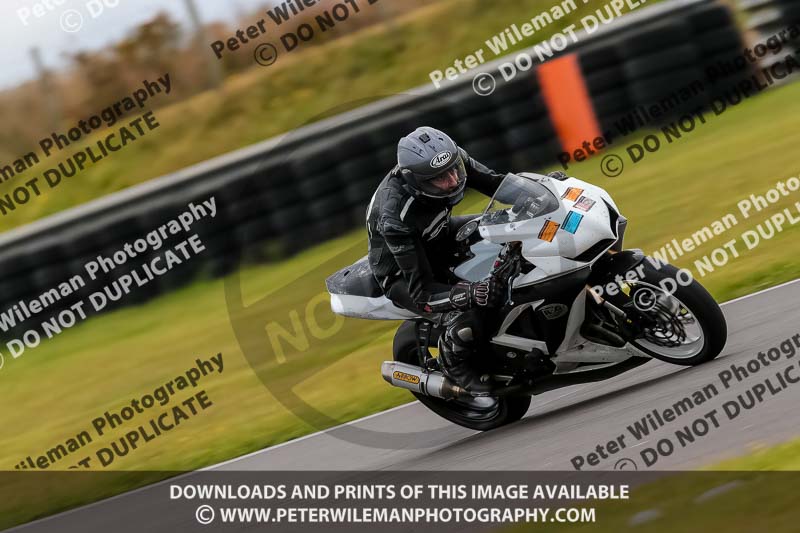 PJM Photography;anglesey no limits trackday;anglesey photographs;anglesey trackday photographs;enduro digital images;event digital images;eventdigitalimages;no limits trackdays;peter wileman photography;racing digital images;trac mon;trackday digital images;trackday photos;ty croes